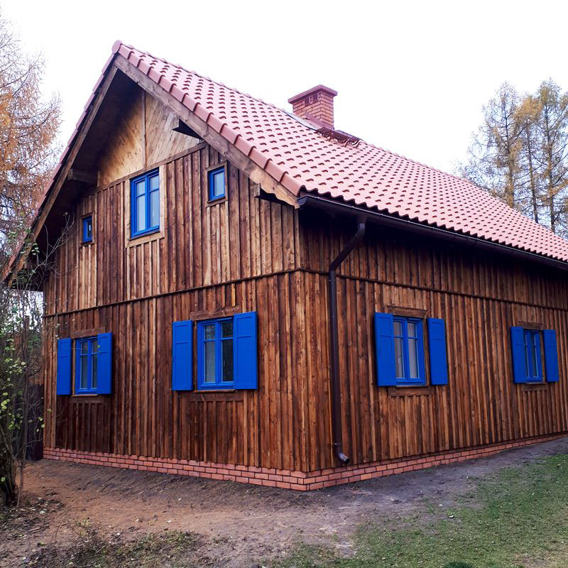 Drewniana chata na Mazurach